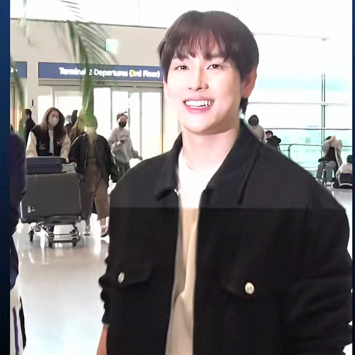 A moment captured by a fan of Lim Siwan