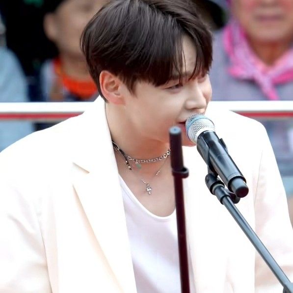 朴瑞鎮的最新照片