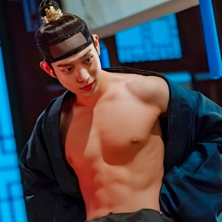 Latest photo of Kim Youngdae