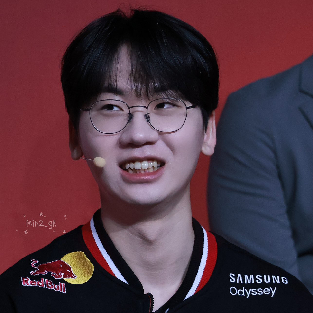 Behind-the-scenes cut of Doran