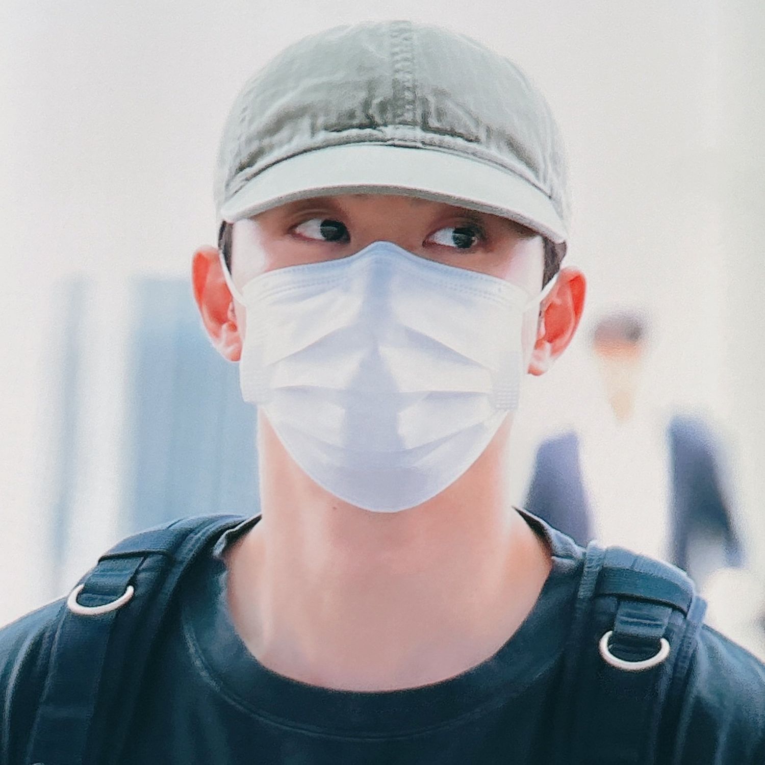 Behind-the-scenes cut of Doh Kyungsoo (D.O.)