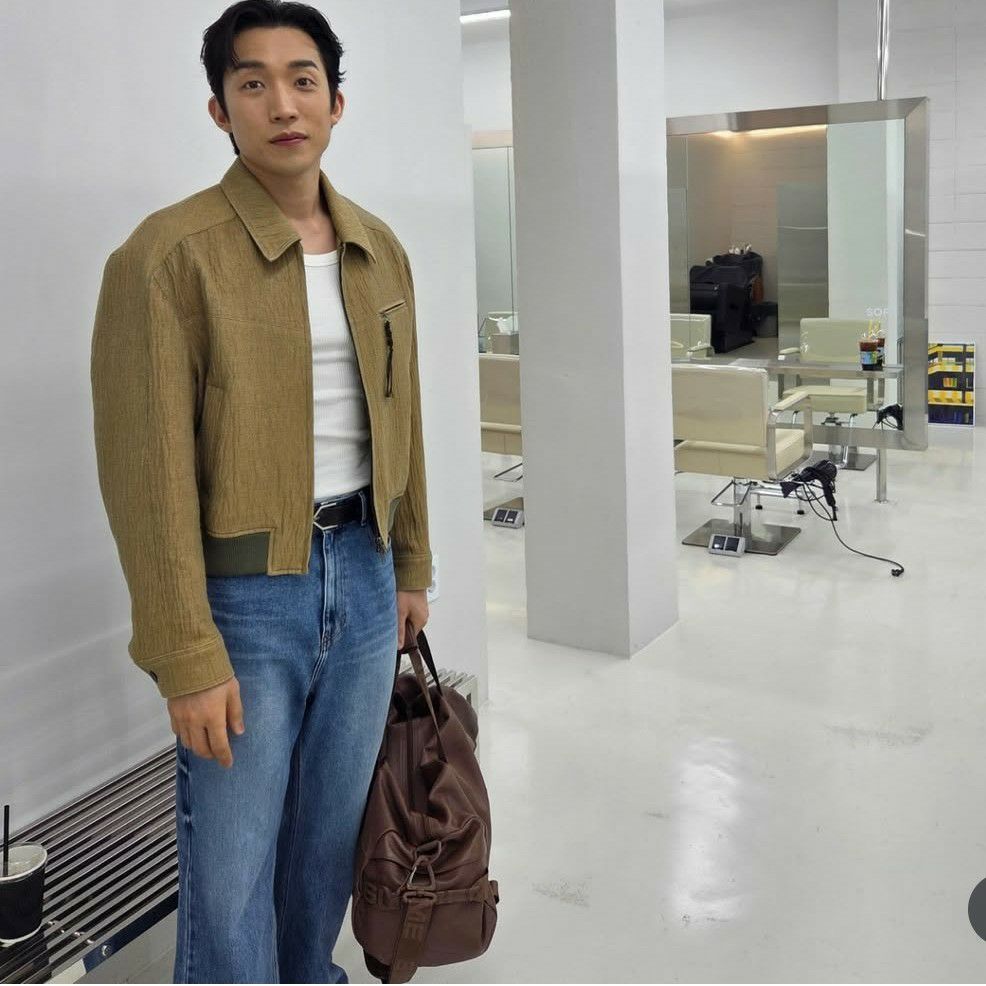 Latest photo of Lee Sangyi