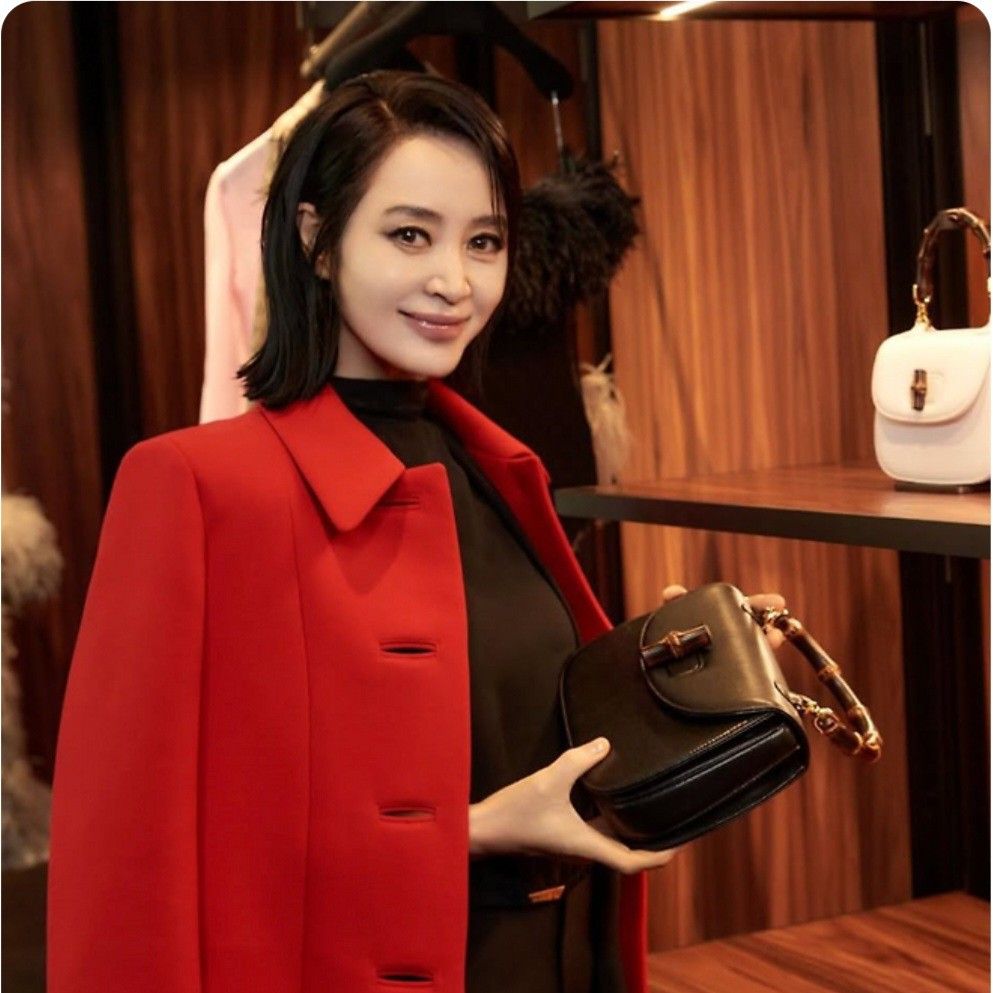 A moment captured by a fan of Kim Hyesoo