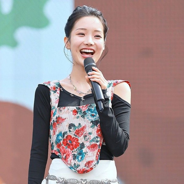 Popular profile photo of Kim Soyeon (2004) loved by fans