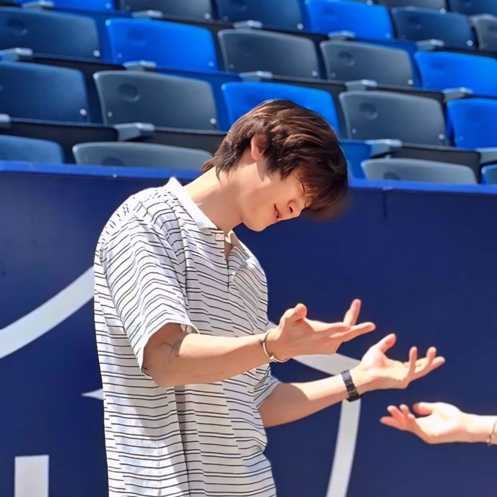 A moment captured by a fan of Chanyeol