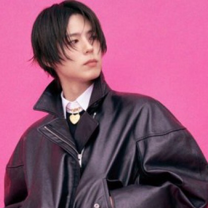 A moment captured by a fan of Park Bogum