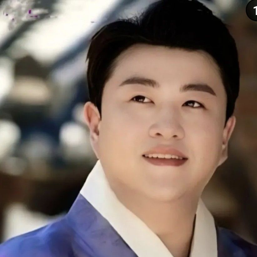 Foto terbaru dari Kim Hojoong