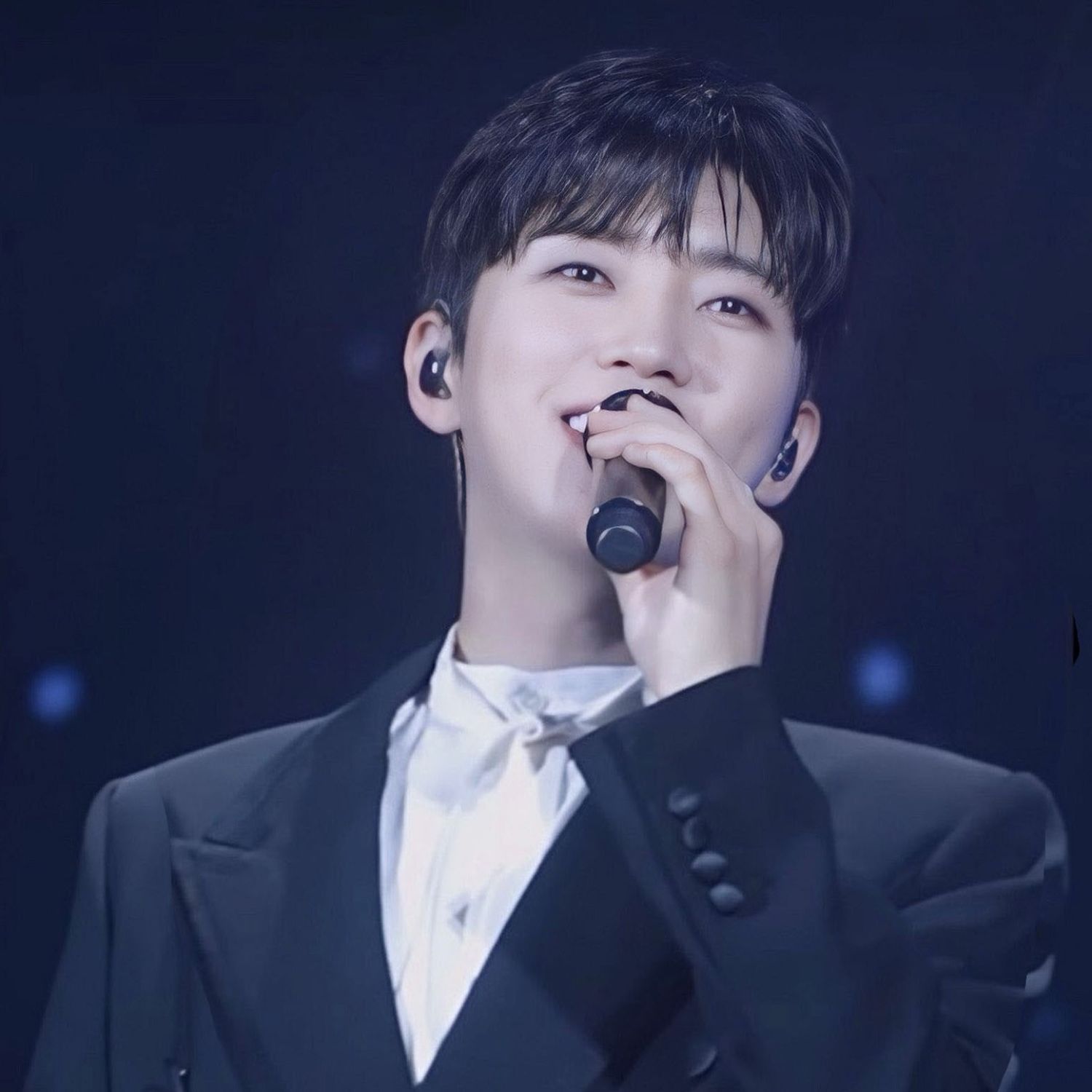 임영웅의 비하인드 컷