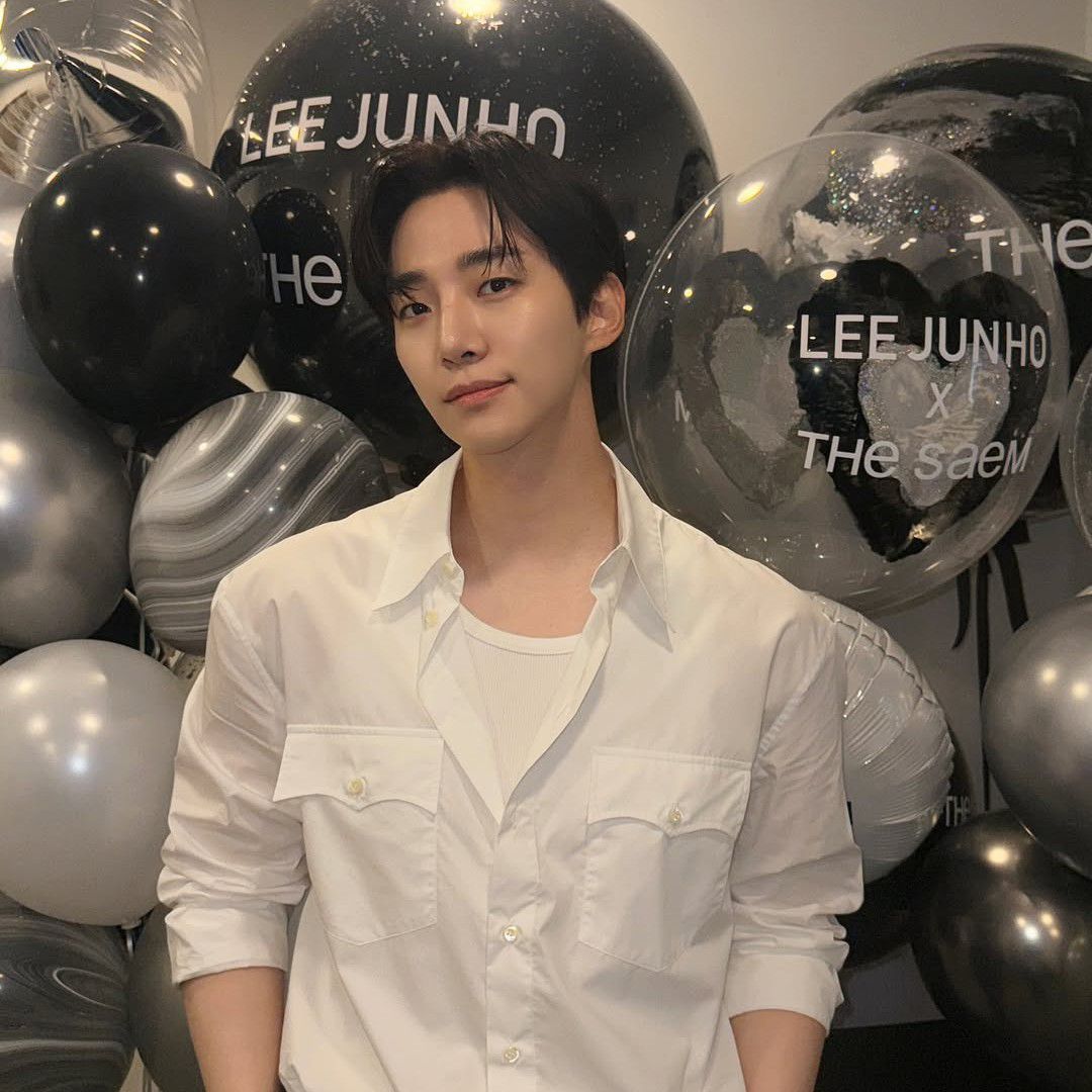 A moment captured by a fan of Lee Junho