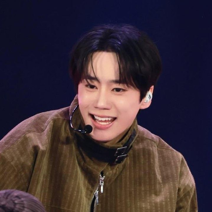 Recent activity shot of Lee Junyoung