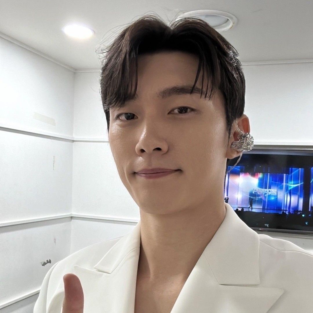 Recent activity shot of Jeon Jonghyeok