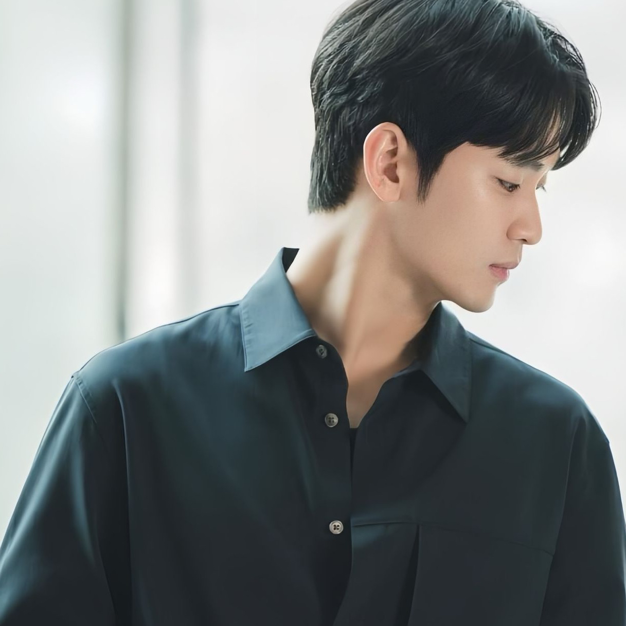 金秀賢的幕後花絮