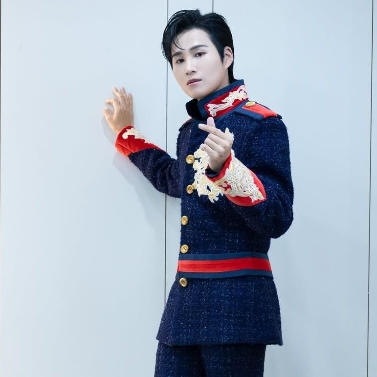 金熙栽的最新照片