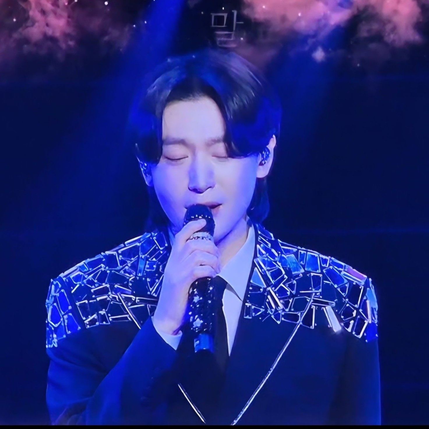 Kim Yongbin的最新照片