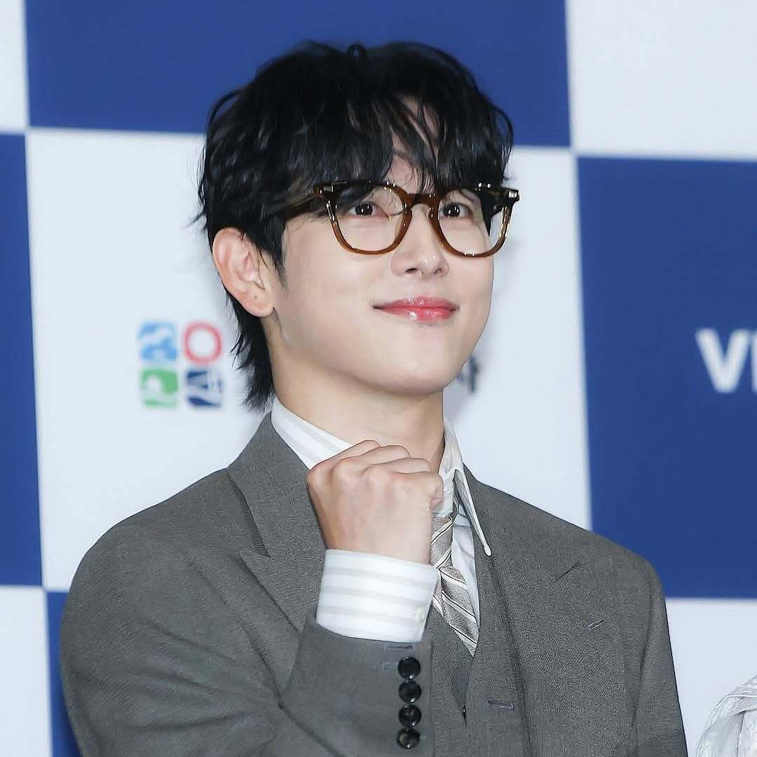 Recent activity shot of Lim Siwan