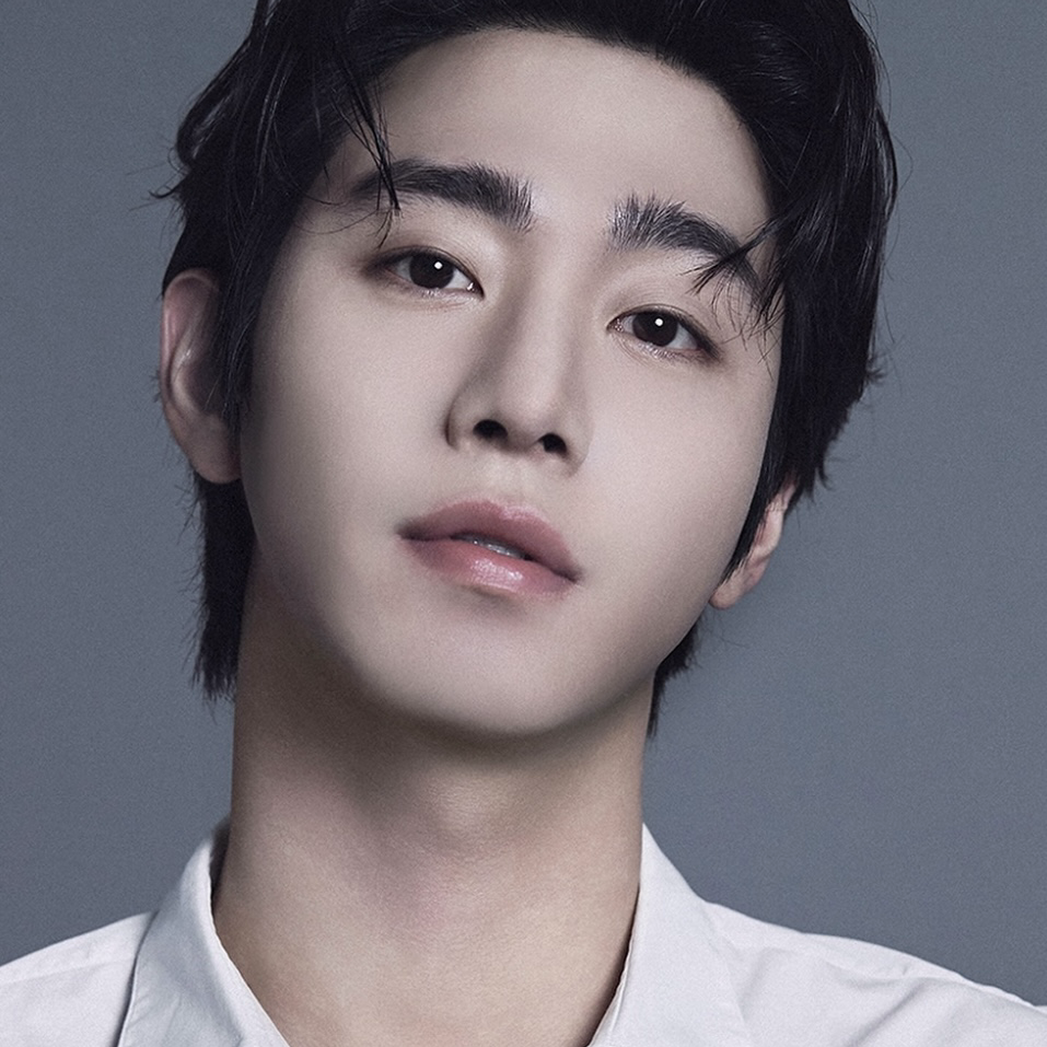 Recent activity shot of Ahn Hyoseop