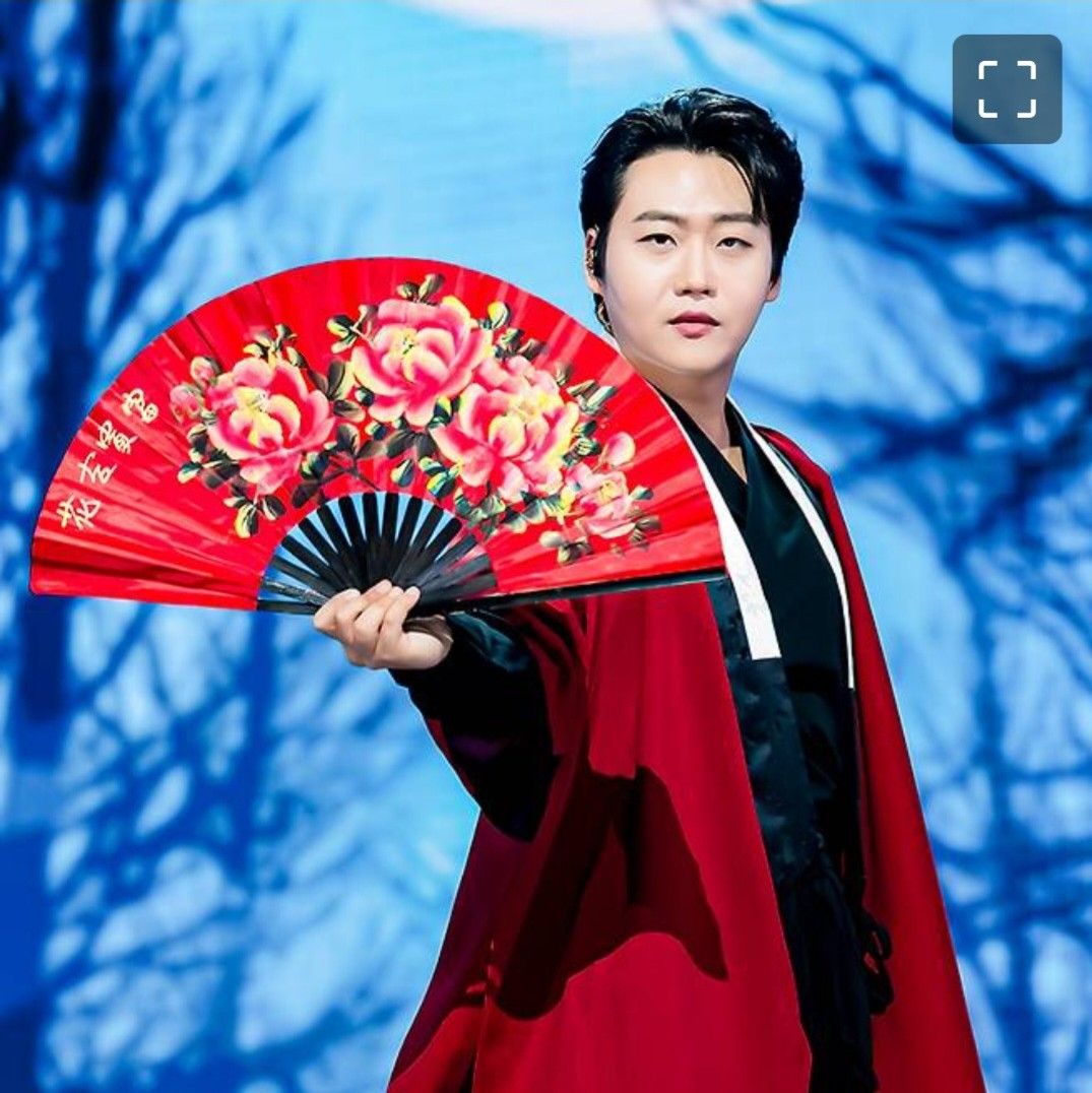 粉丝拍下的Min Soohyun瞬间