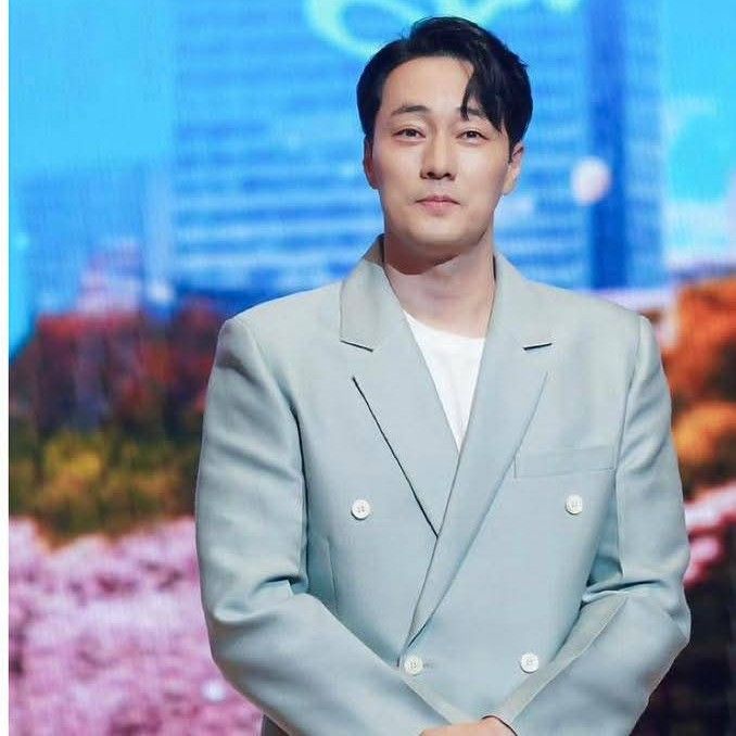Latest photo of So Jisub