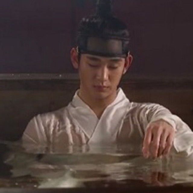 Latest photo of Kim Soohyun