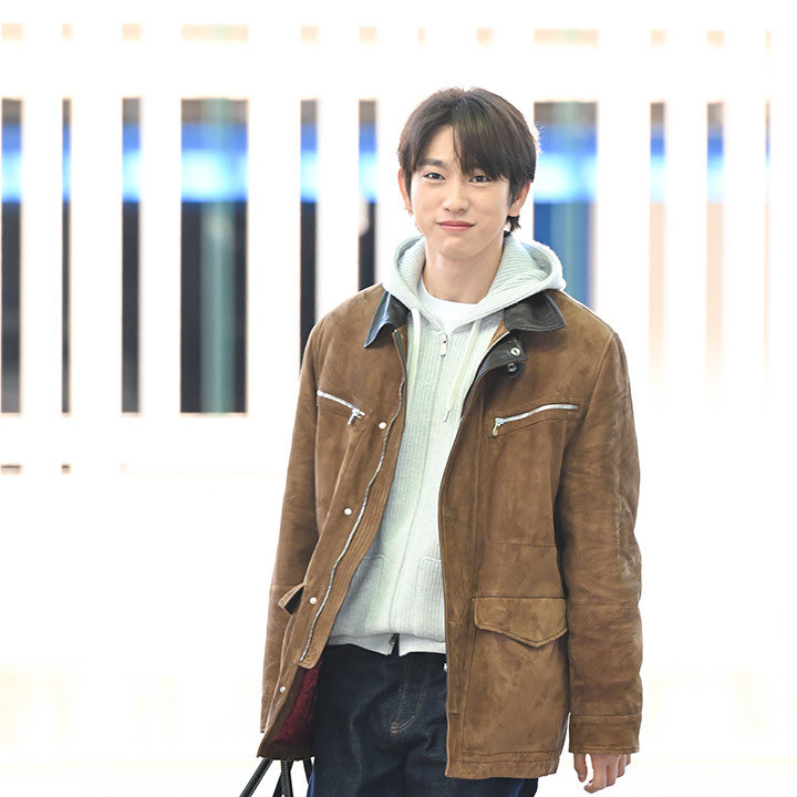 Behind-the-scenes cut of Park Jinyoung