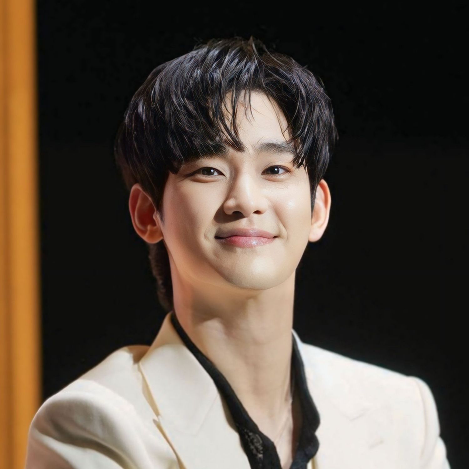 A moment captured by a fan of Kim Soohyun