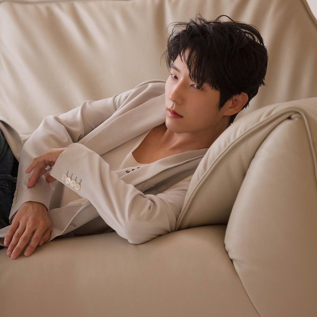 Momen yang diabadikan oleh penggemar Lee Joongi