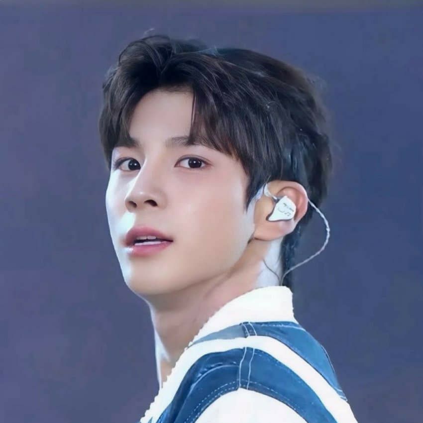 A moment captured by a fan of Jeong Dongwon