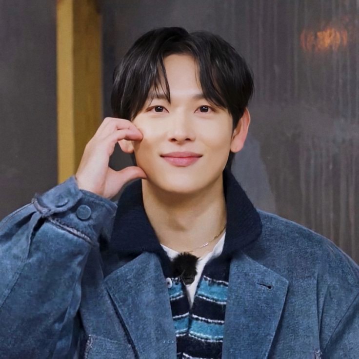 Recent activity shot of Lim Siwan