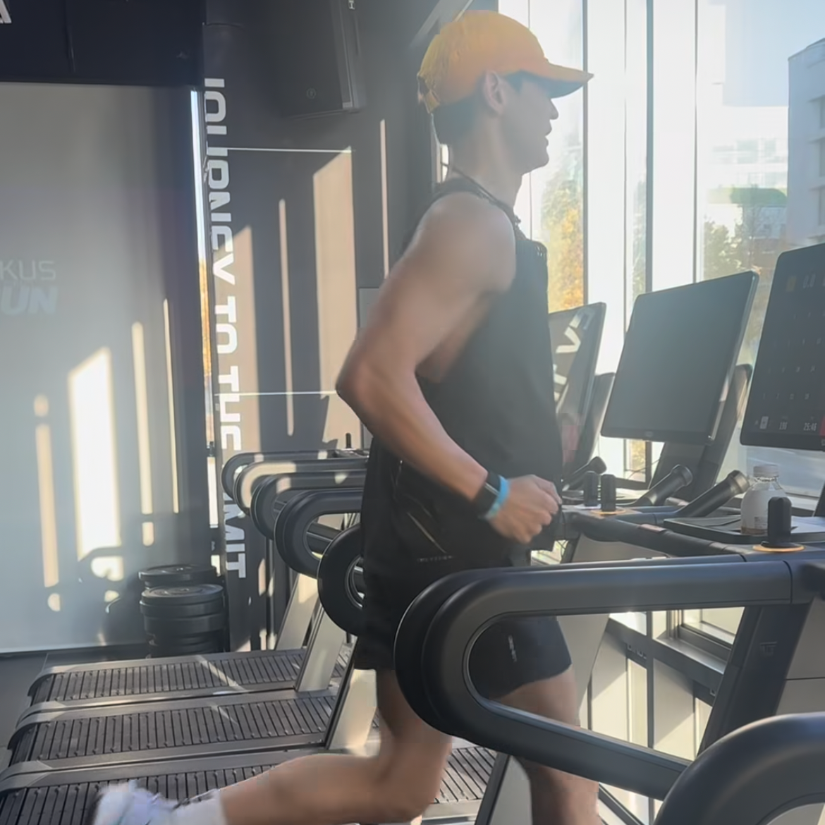 Behind-the-scenes cut of Choi Minho