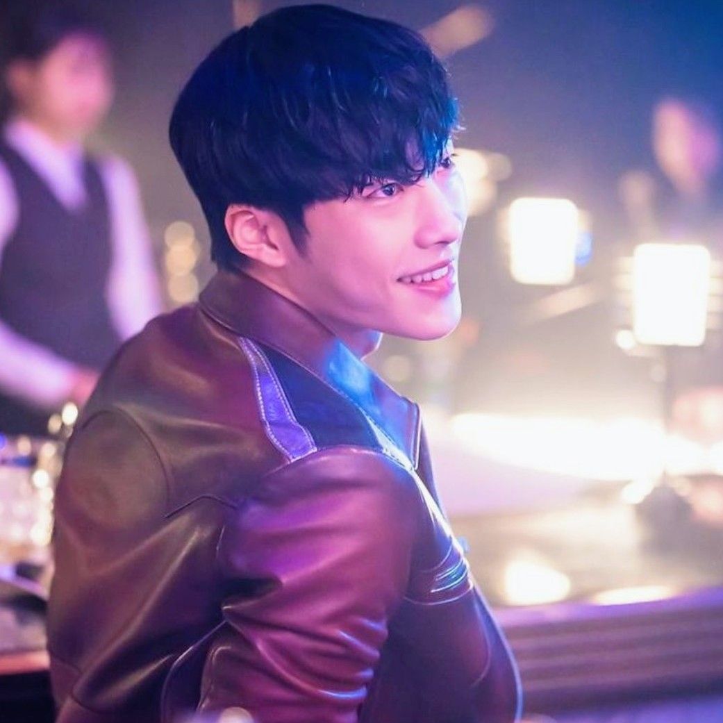 Behind-the-scenes cut of Woo Dohwan