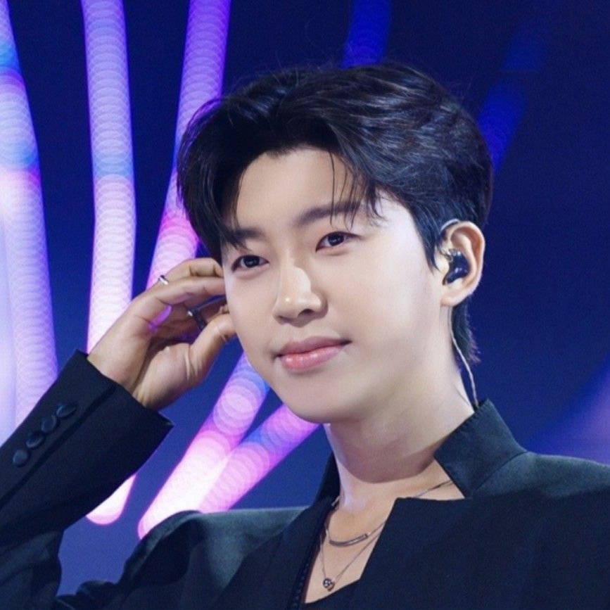 Cuplikan di balik layar dari Lim Youngwoong