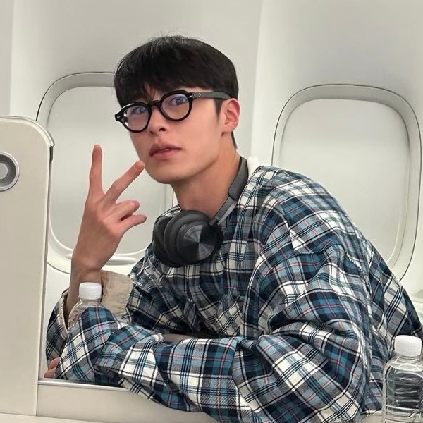 Latest photo of Lee Jaewook