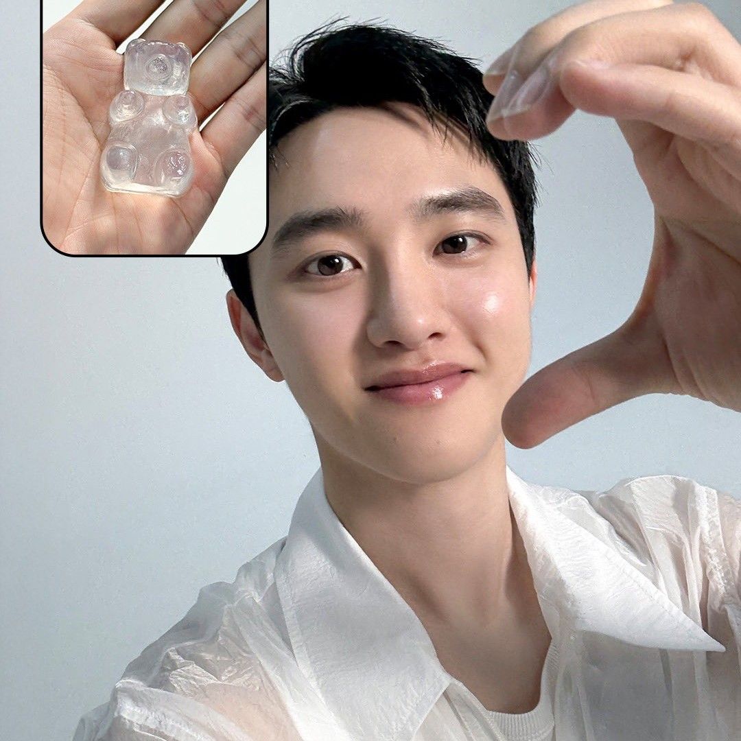 Behind-the-scenes cut of Doh Kyungsoo (D.O.)