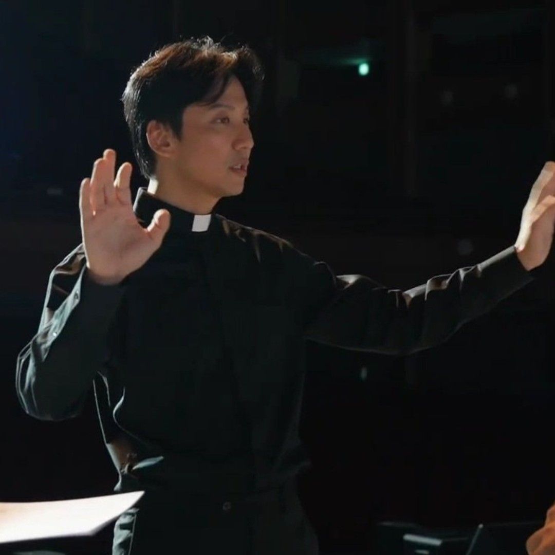 Behind-the-scenes cut of Kim Namgil