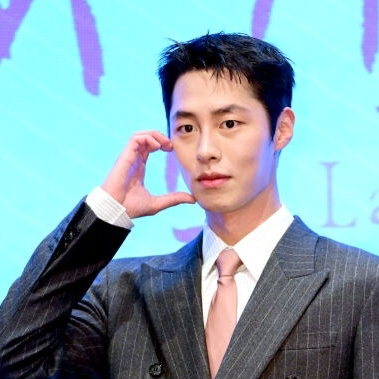 Recent activity shot of Lee Jaewook