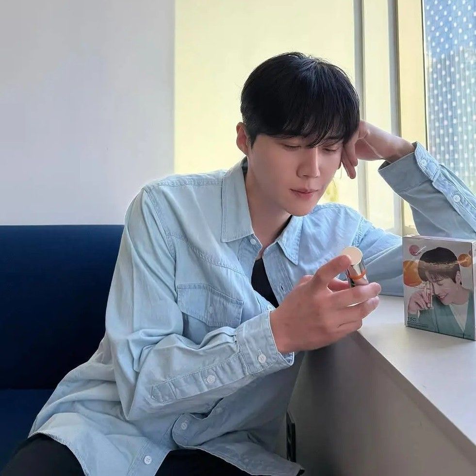 Latest photo of Kim Seonho