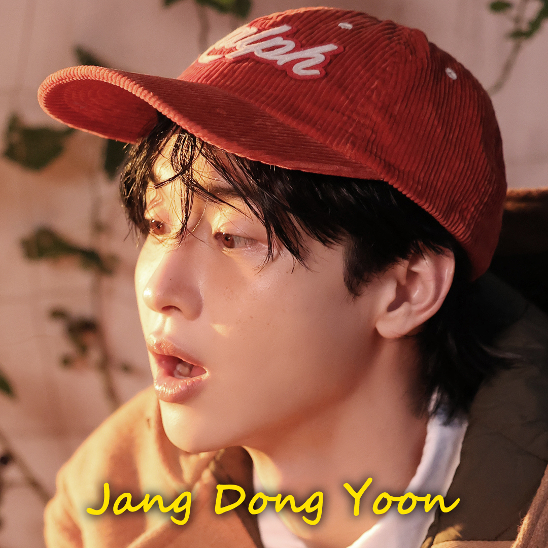 A moment captured by a fan of Jang Dongyoon