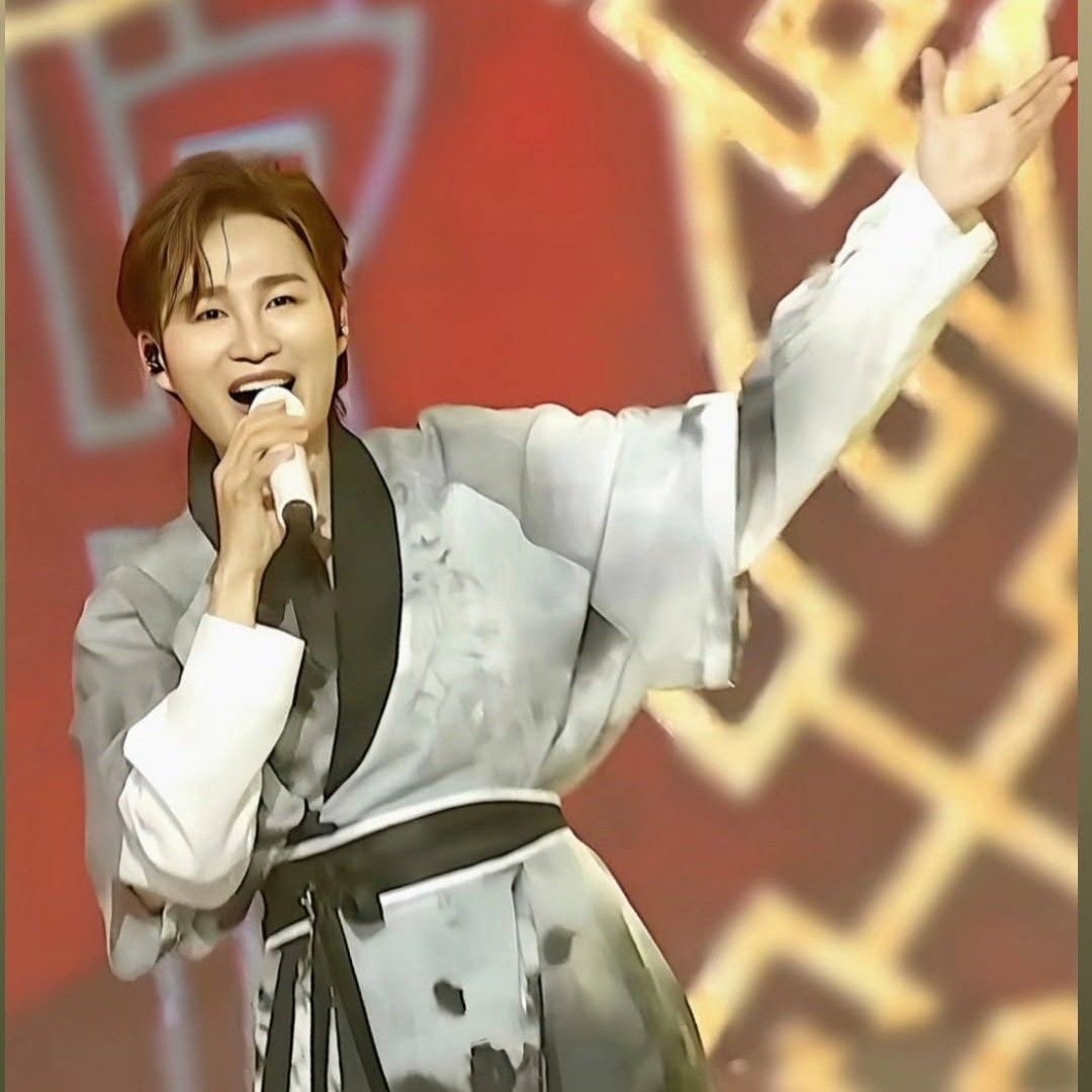 A moment captured by a fan of Kim Heejae