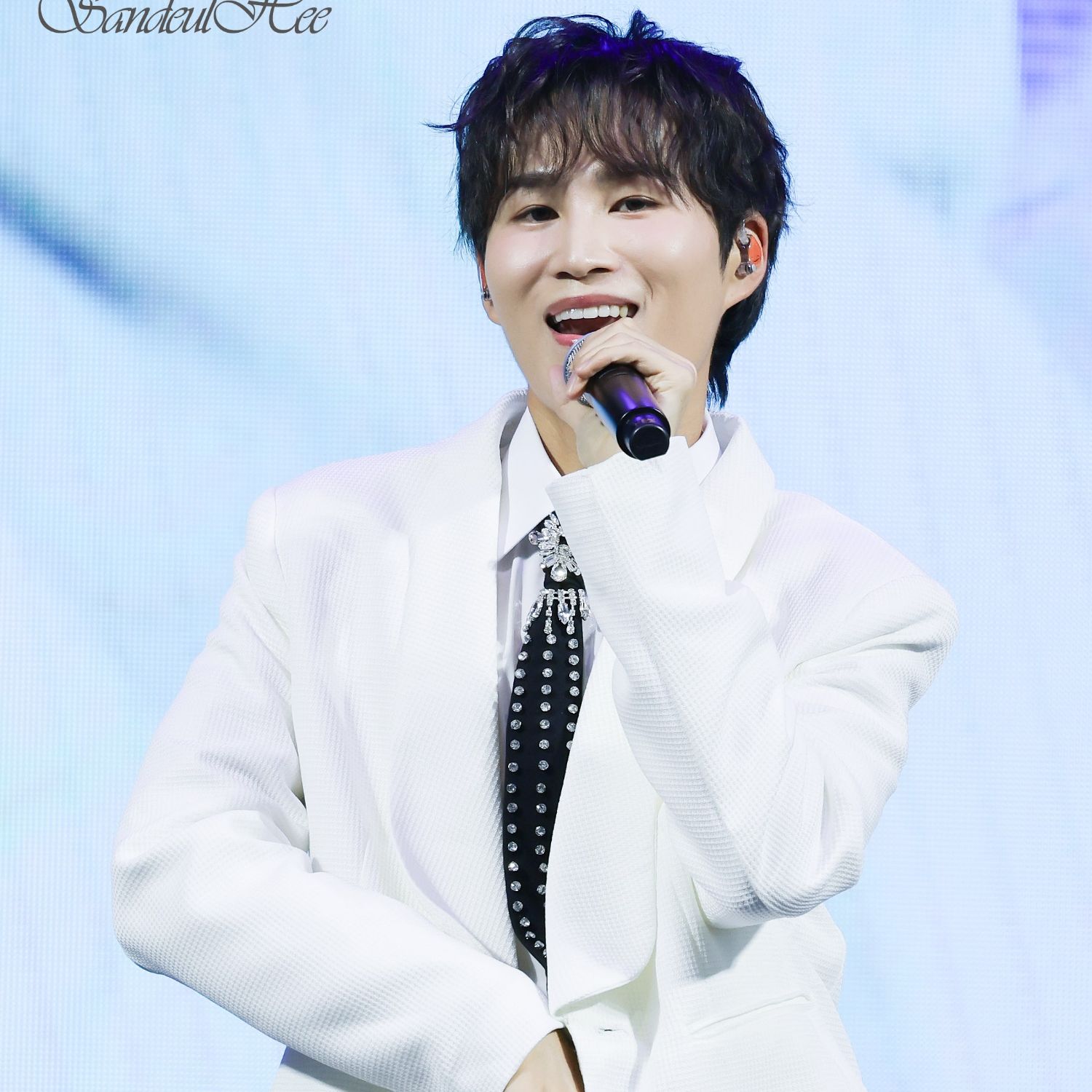 김희재의 비하인드 컷