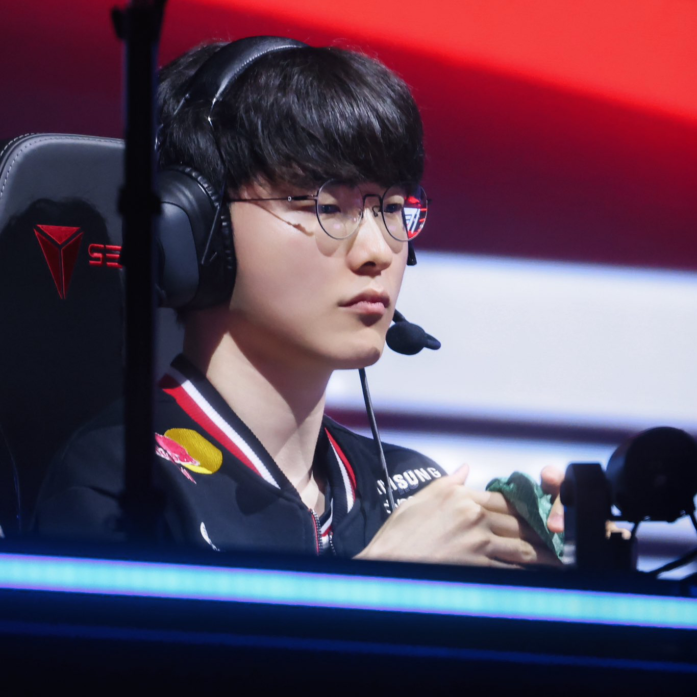 A moment captured by a fan of Faker
