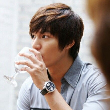 Foto kegiatan terbaru dari Lee Minho