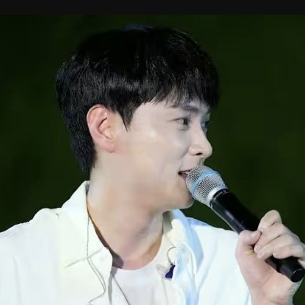 Behind-the-scenes cut of Min Kyunghoon