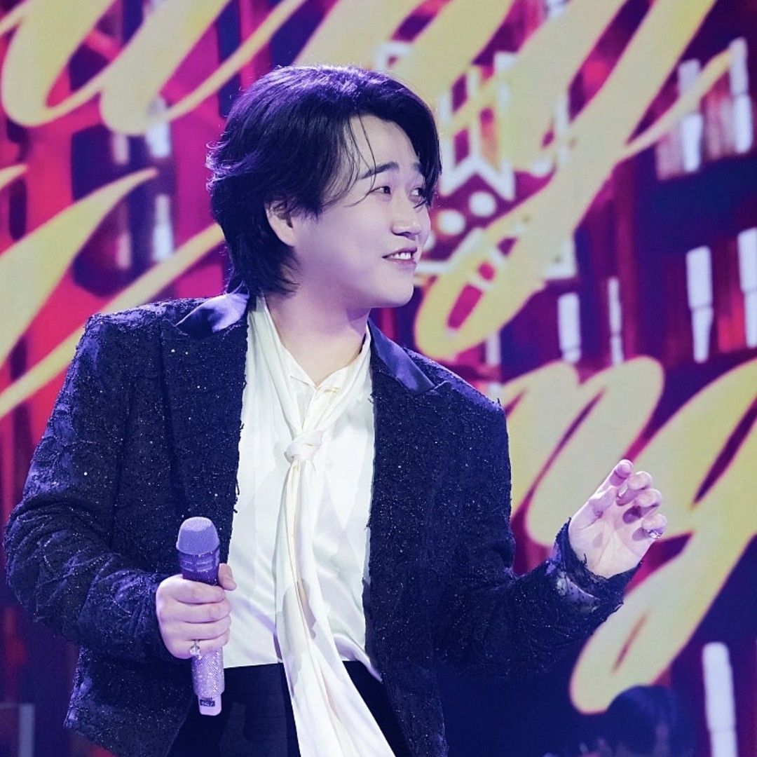 Behind-the-scenes cut of Hwang Youngwoong