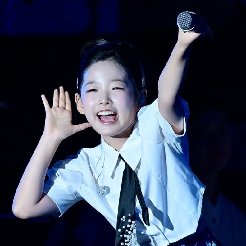 A moment captured by a fan of Lee Sooyeon