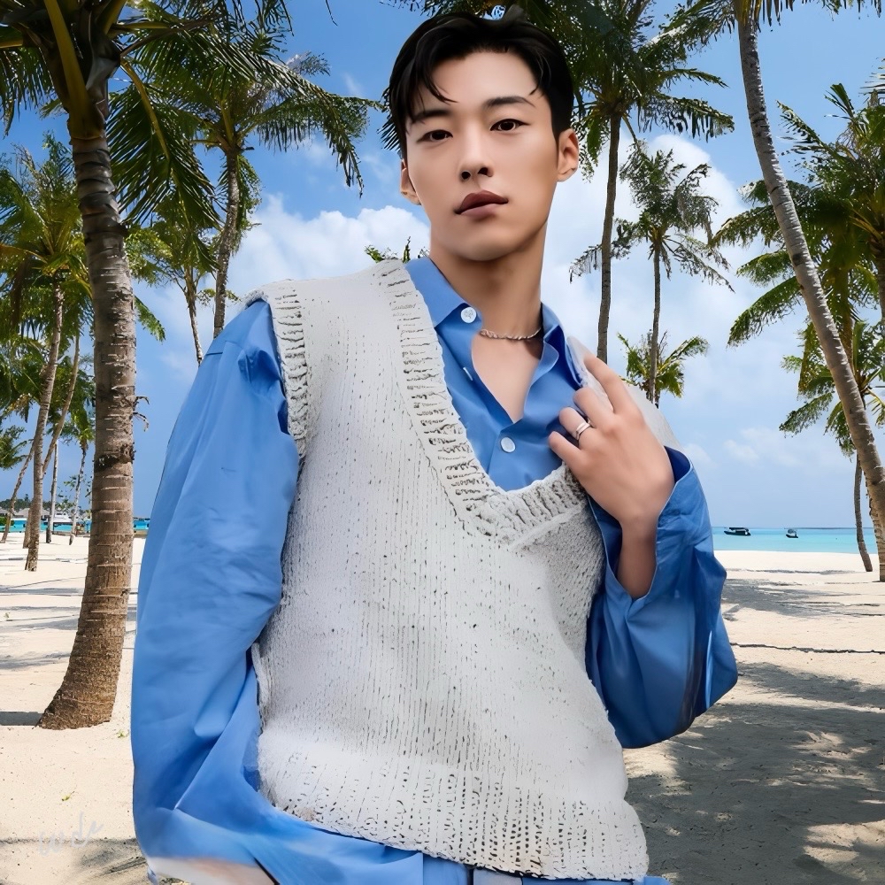 A moment captured by a fan of Woo Dohwan