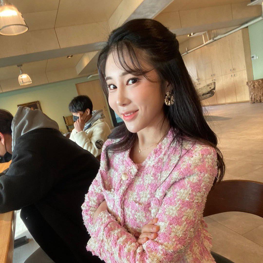 Latest photo of Kim Soyou