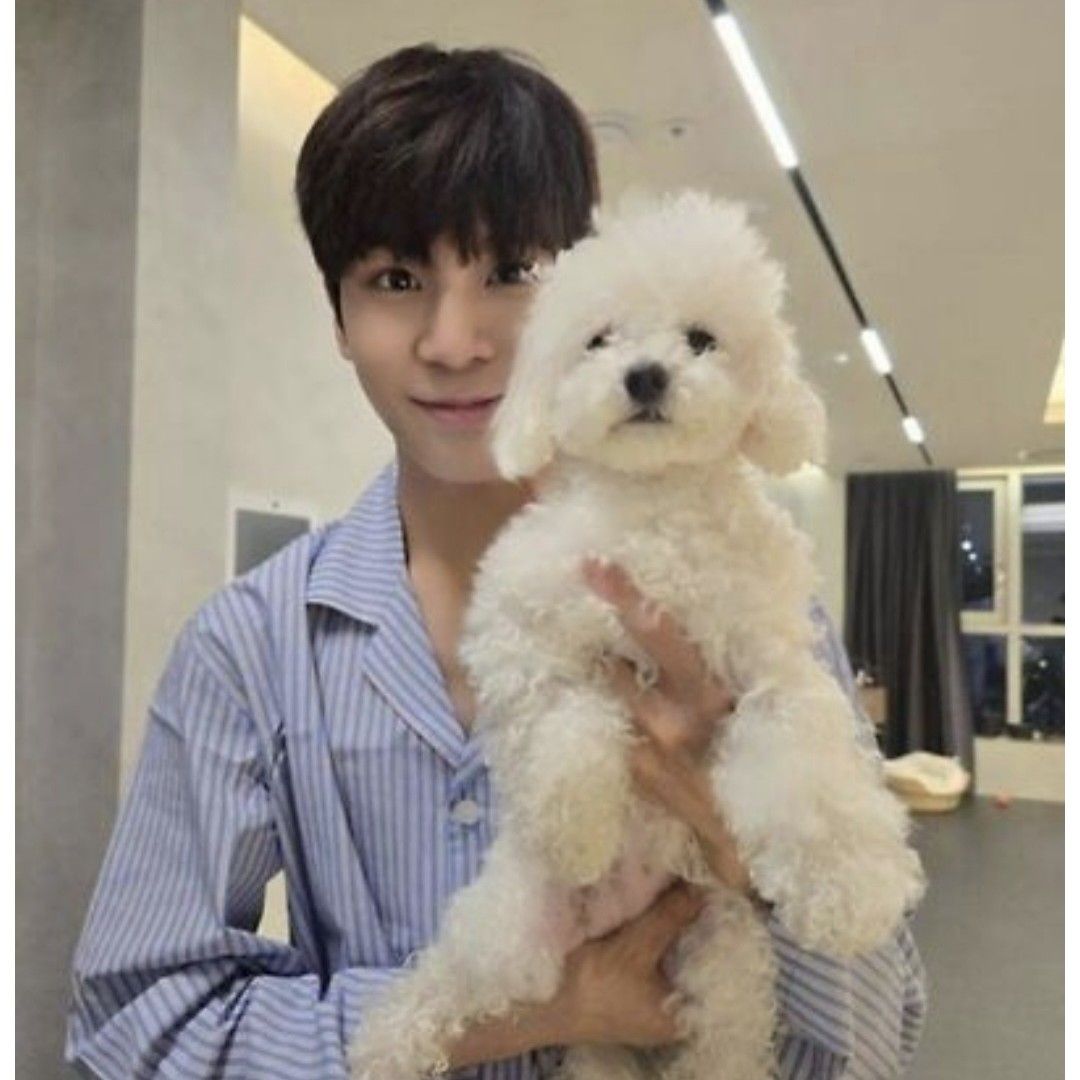 Recent activity shot of Jeong Dongwon
