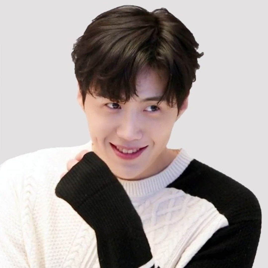 Latest photo of Kim Seonho