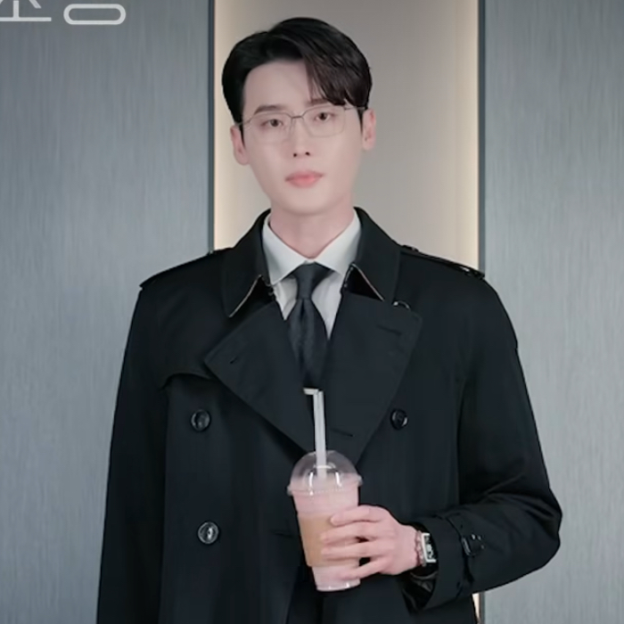 Latest photo of Lee Jongsuk