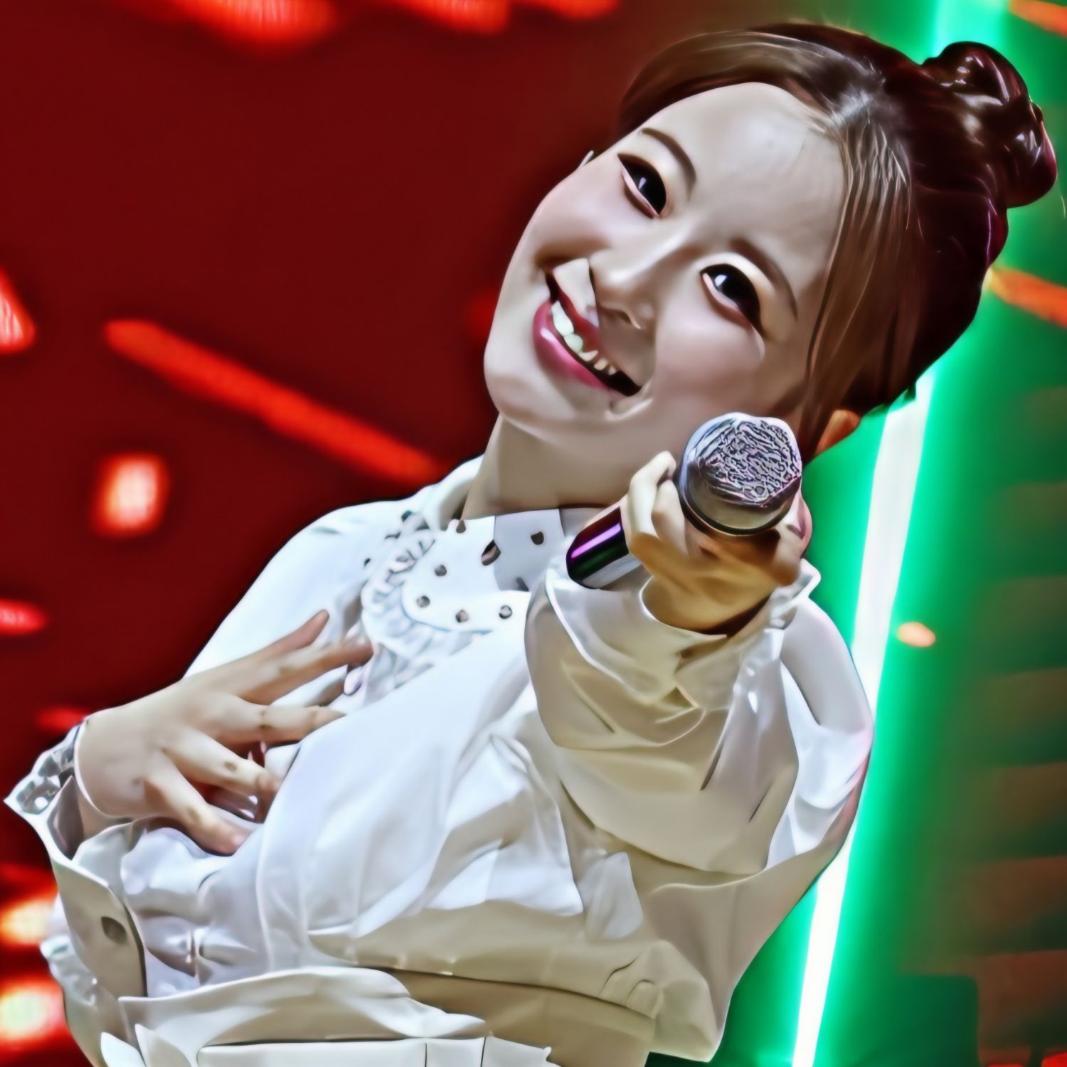 Recent activity shot of Oh Yujin
